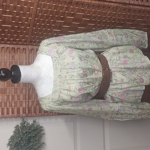 Lauren Conrad Spring Blouse Rayon Medium - Picture 5 of 11